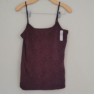 NwT ANN Taylor burgundy stretchy tank adjustable straps. LACE detail.